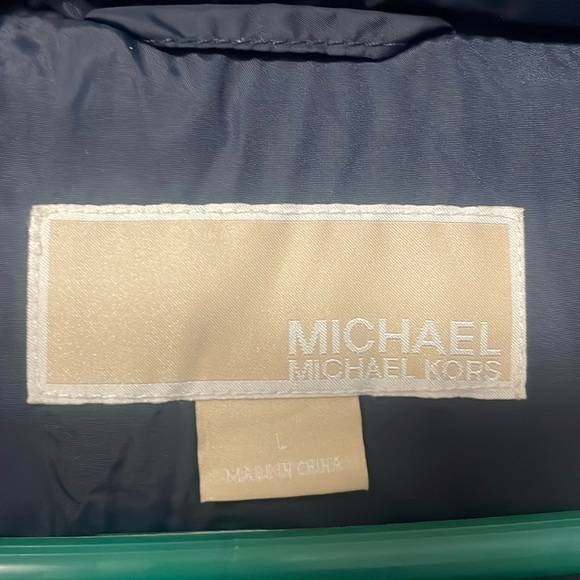 NWT MICHAEL KORS flawless, midi jacket. Dark blue, size Large. Zipper pockets. - Picture 14 of 16